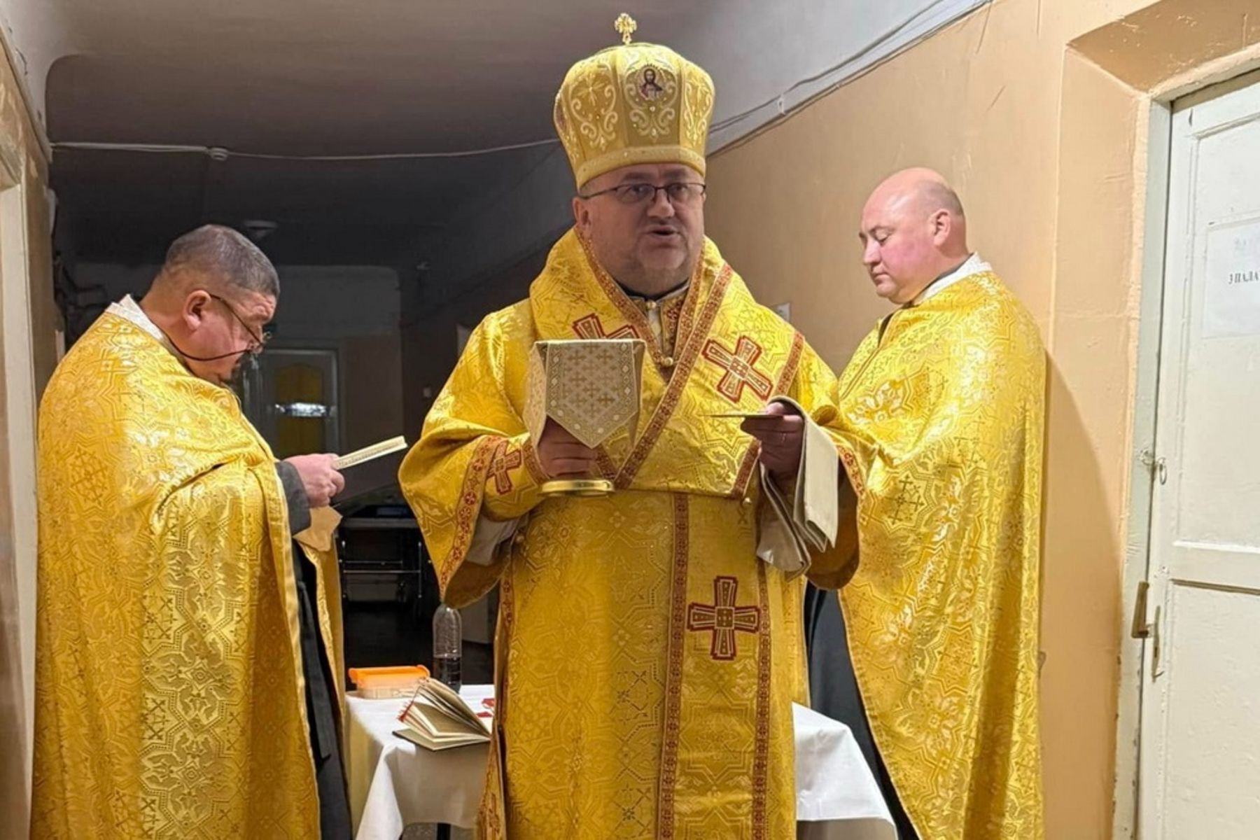 Єпископ Володимир Фірман очолив різдвяну духовну місію до військових на передовій