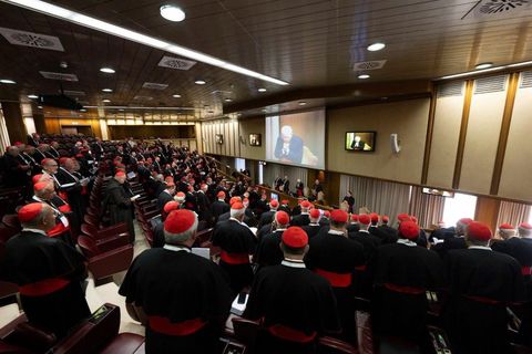 Cardinals recognize right to vote of all Cardinal electors in conclave