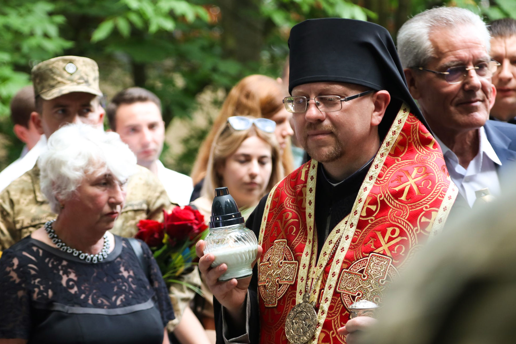 «Пандемія вигнала людей із храмів, а війна навпаки — повернула», — десять актуальних думок владики Володимира Груци