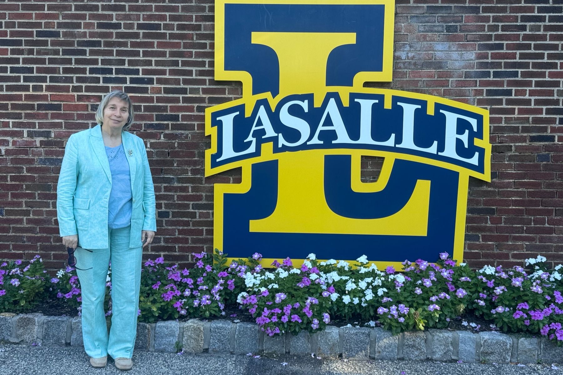 Prof. Larysa Didkovska Lectures on Psychological Trauma and Resilience in Times of War at La Salle University