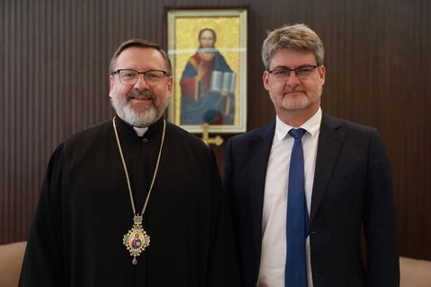 Глава УГКЦ і Посол Франції обговорили гуманітарну ситуацію в Україні та роль дипломатії у завершенні війни