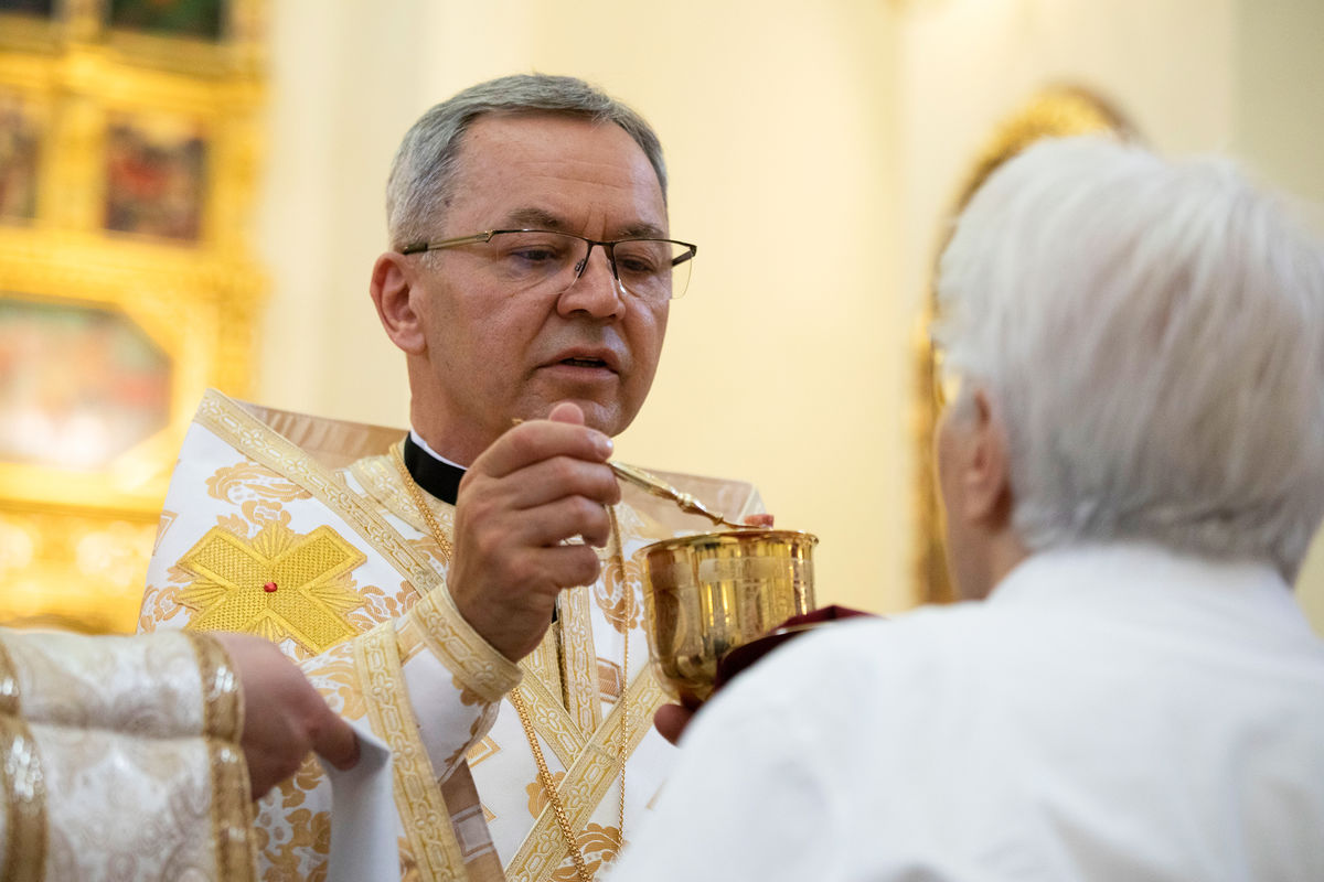 His Beatitude Sviatoslav congratulated Bishop Yevhen Popovych on the 10th anniversary of his consecration