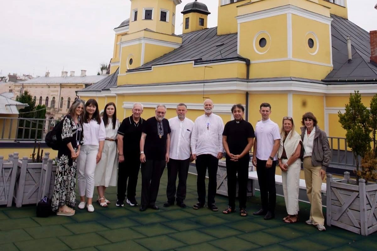 Metropolitan Borys Gudziak and a Delegation from the Philadelphia Archeparchy Begin Their Solidarity Visit to Ukraine