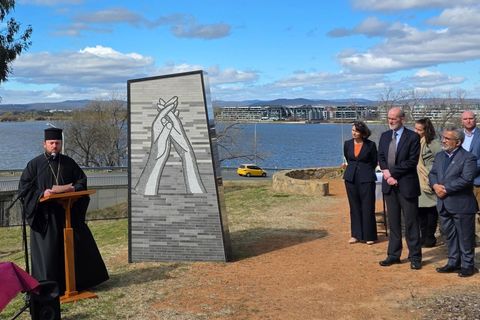 Bishop Mykola Cardinal Bychok participated in World Humanitarian Day service in Canberra