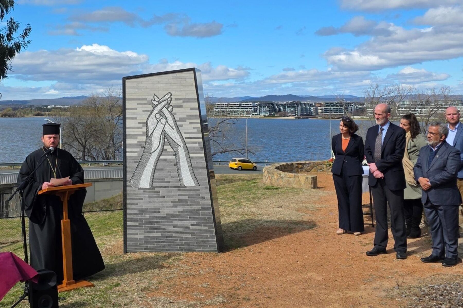 Bishop Mykola Cardinal Bychok participated in World Humanitarian Day service in Canberra