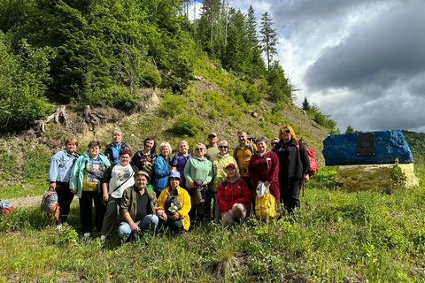 Parents of Fallen Soldiers Climb Mount Makivka