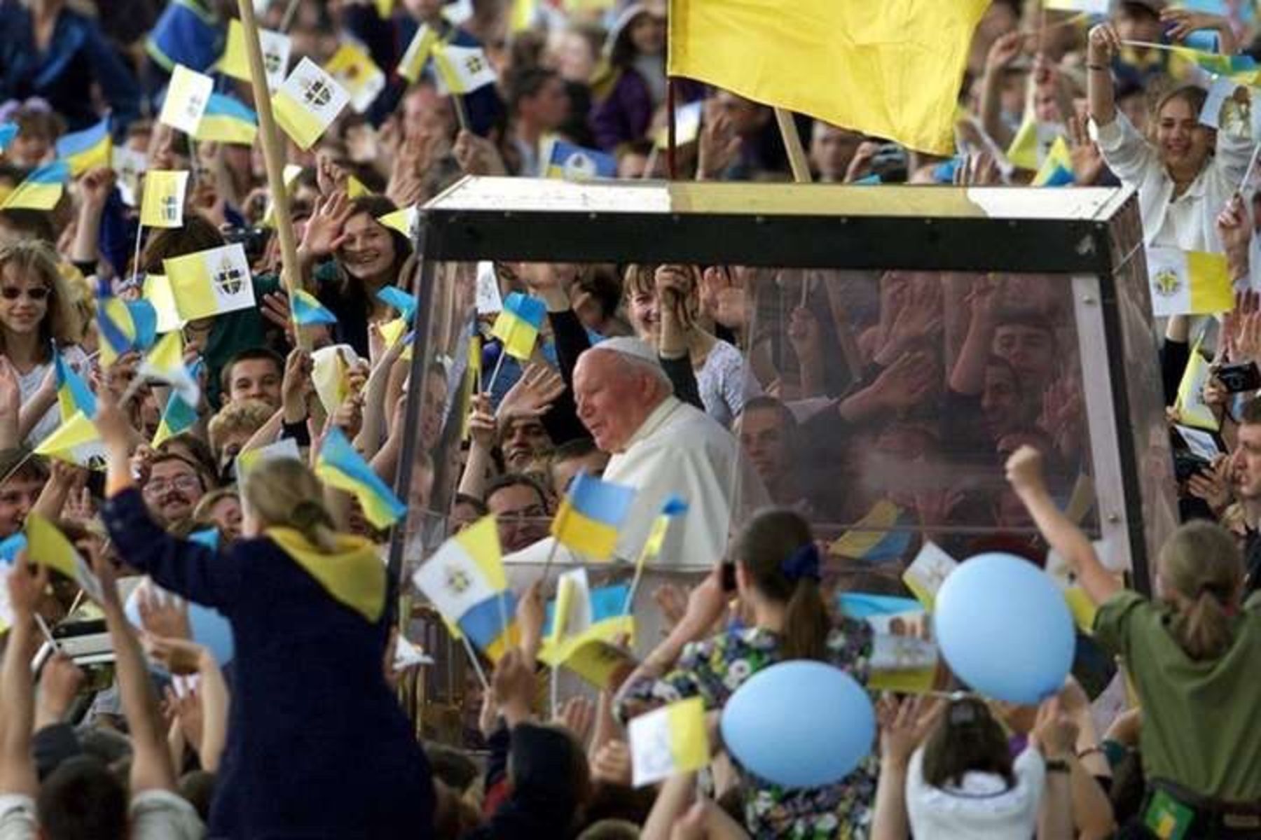 В Україні відзначать 25-річчя візиту святого Івана Павла ІІ