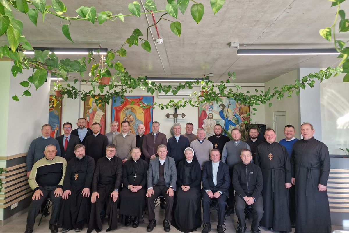 Товариство українських каноністів УГКЦ провело зустріч у Страдчі