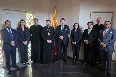 Representatives of the Melbourne Eparchy Meet with Diplomats from Latin America in Canberra