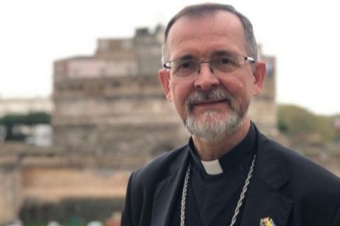 «Рослина без коріння стає перекотиполем» — владика Богдан Дзюрах про інтеграцію українців у Європі