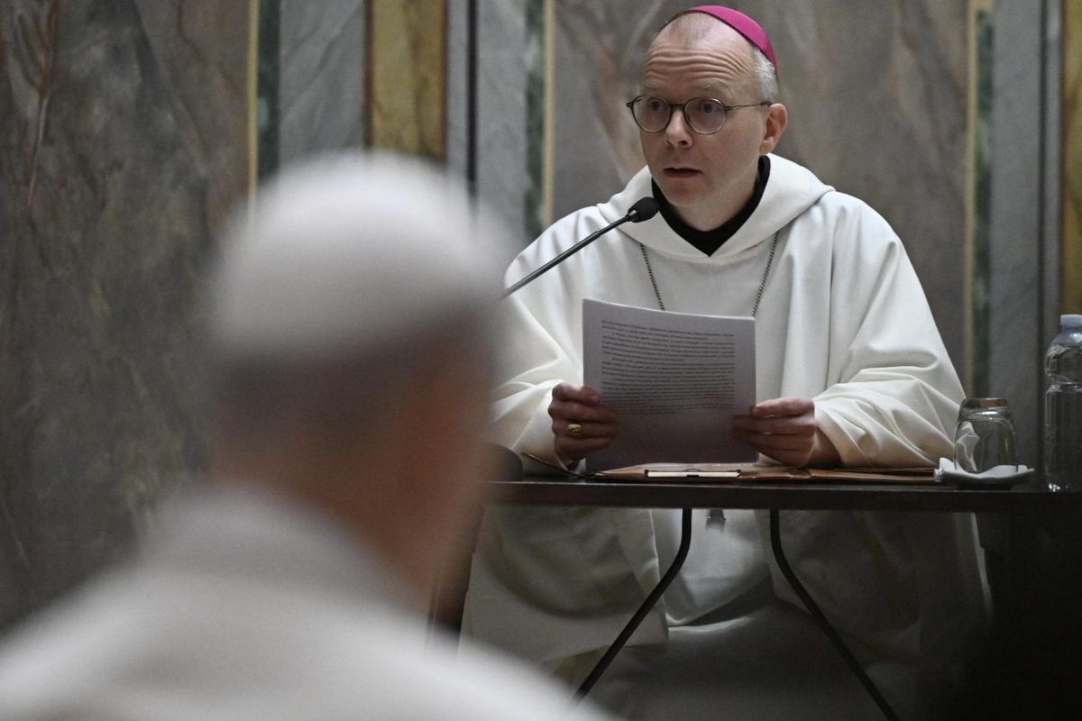 Під час реколекцій у Ватикані норвезький єпископ Ерік Варден поділився досвідом візиту до України